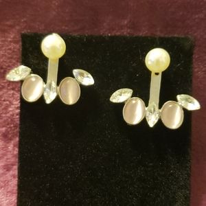 Earrings - Ear jackets